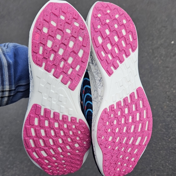 New women's Nike Zoom Turbo - Picture 4 of 4